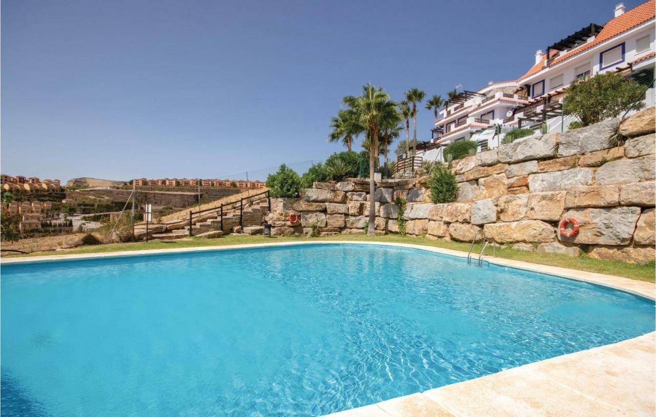 3 Bedroom Amazing Apartment In La Duquesa Castillo de Sabinillas Eksteriør bilde
